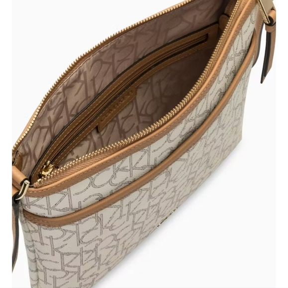 Calvin Klien LILLY LARGE CROSSBODY - Picture 3 of 3